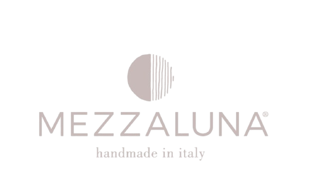 mezzalunainterior.com